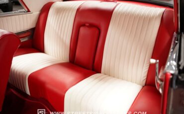 Unknown-Gran-turismo-1963-Gold-Red-48