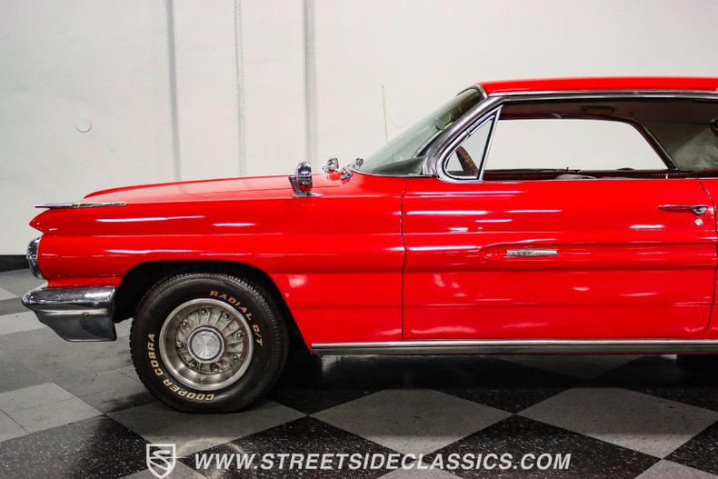 Unknown-Grand-prix-1962-Mandalay-Red-Red-32