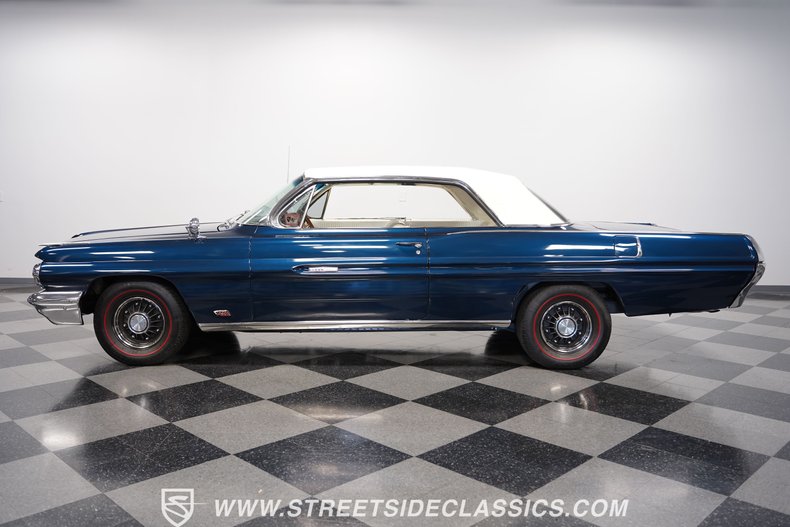 Unknown-Grand-prix-1962-Metallic-Blue-White-1