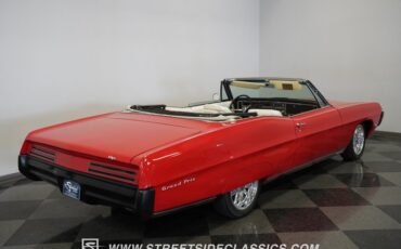 Unknown-Grand-prix-1967-Red-White-22