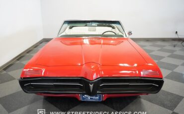 Unknown-Grand-prix-1967-Red-White-38