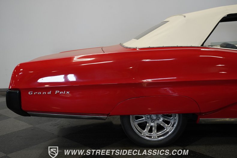 Unknown-Grand-prix-1967-Red-White-44
