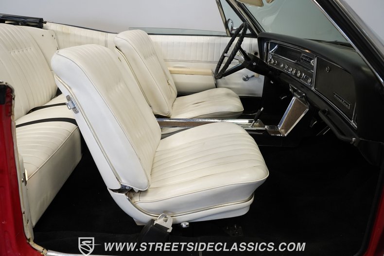 Unknown-Grand-prix-1967-Red-White-47