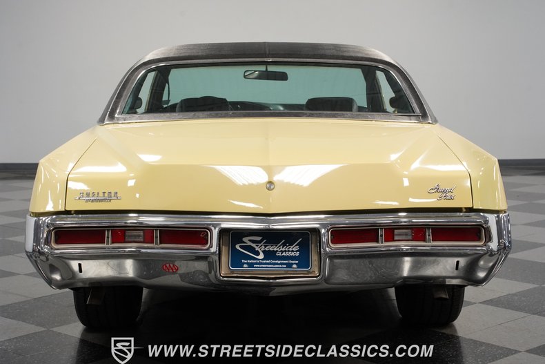 Unknown-Grand-prix-1972-Yellow-Black-15
