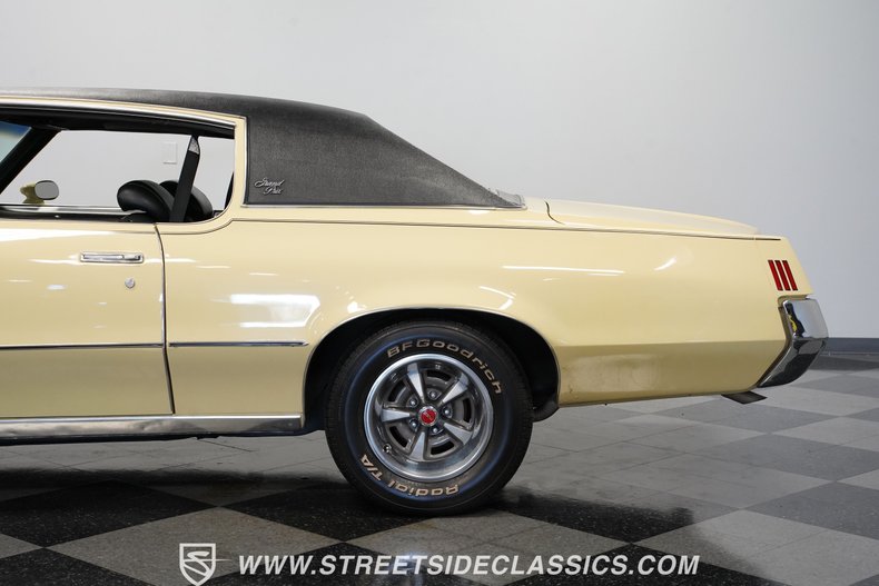 Unknown-Grand-prix-1972-Yellow-Black-28