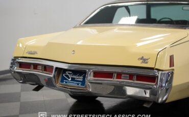 Unknown-Grand-prix-1972-Yellow-Black-30