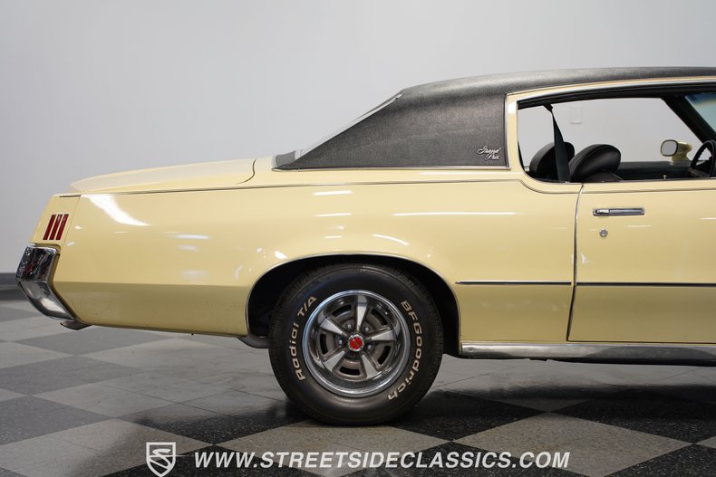 Unknown-Grand-prix-1972-Yellow-Black-33