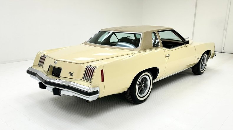 Unknown-Grand-prix-1975-Carmel-Beige-Saddle-10