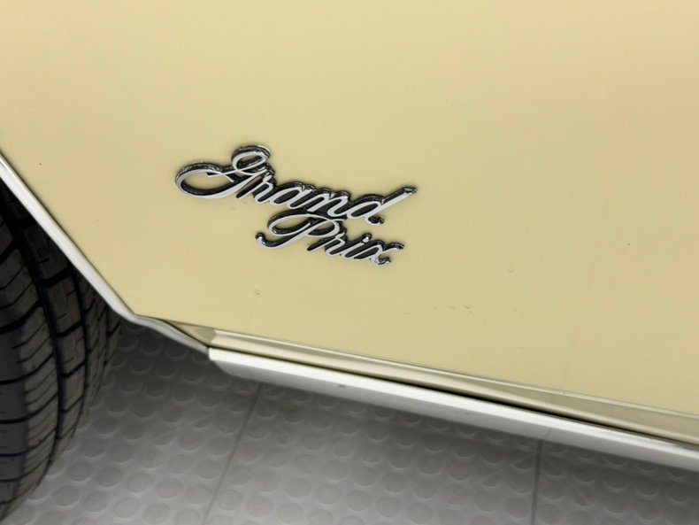 Unknown-Grand-prix-1975-Carmel-Beige-Saddle-20