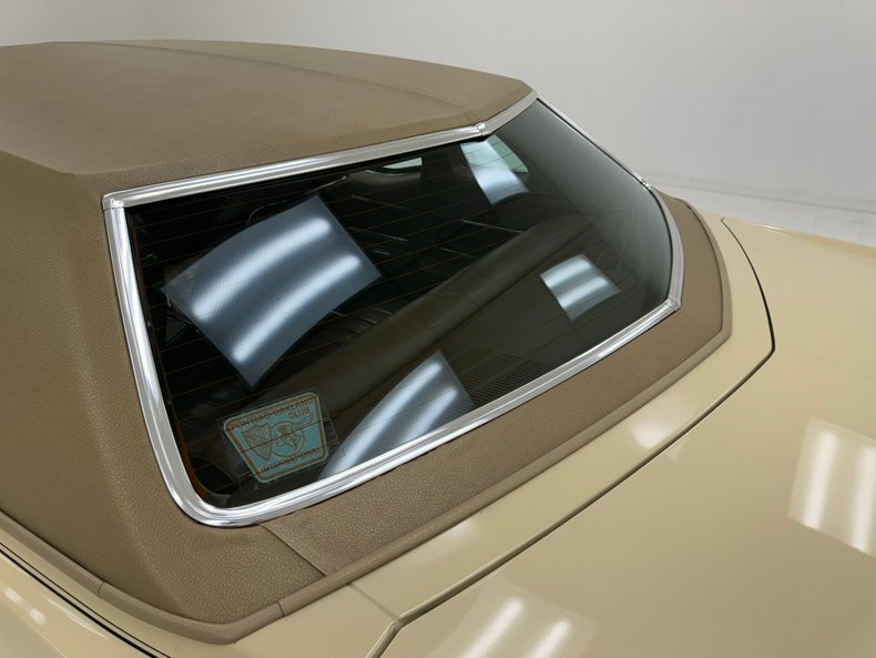 Unknown-Grand-prix-1975-Carmel-Beige-Saddle-24