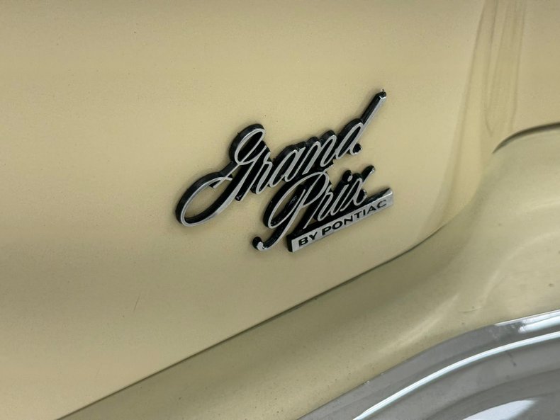 Unknown-Grand-prix-1975-Carmel-Beige-Saddle-28