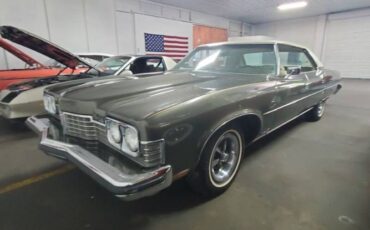 Unknown-Grandville-1973-Brown-Beige