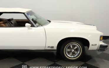 Unknown-Grandville-1975-Cameo-White-Saddle-27