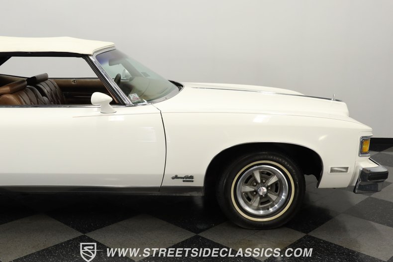 Unknown-Grandville-1975-Cameo-White-Saddle-27
