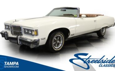 Unknown-Grandville-1975-Cameo-White-Saddle