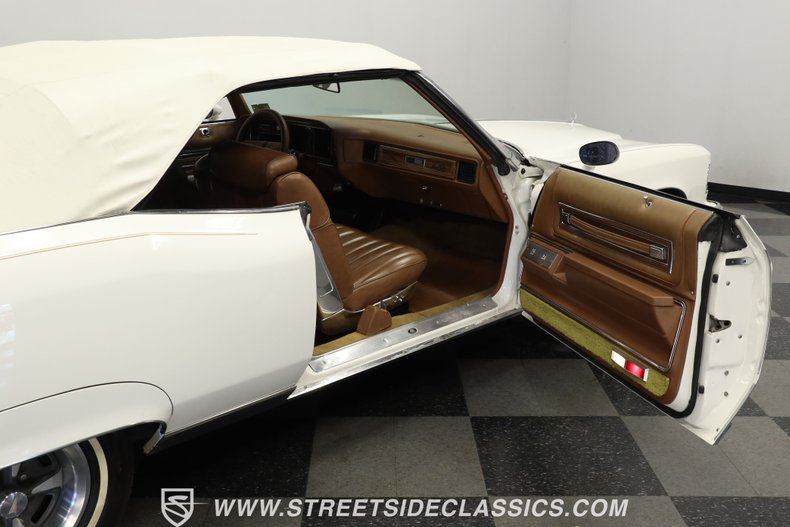 Unknown-Grandville-1975-Cameo-White-Saddle-49