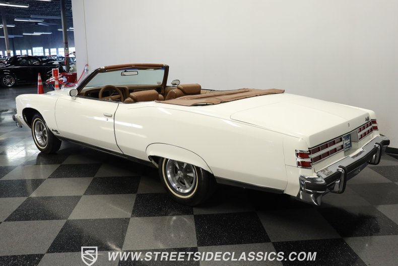 Unknown-Grandville-1975-Cameo-White-Saddle-5