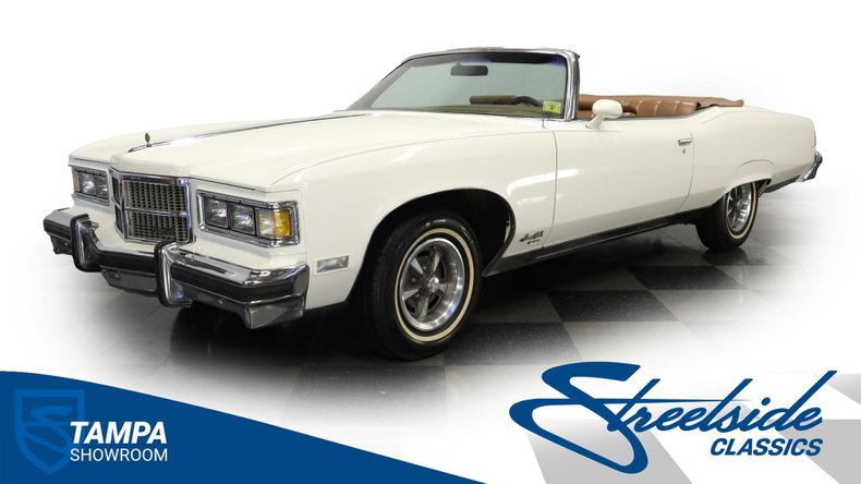 Unknown-Grandville-1975-Cameo-White-Saddle
