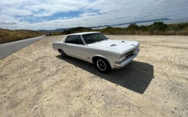 Unknown-Gto-1964-White-Red-13