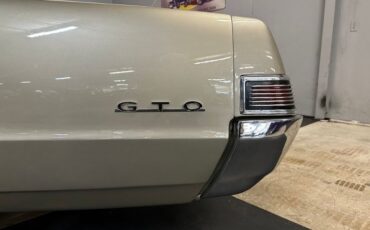 Unknown-Gto-1965-Capri-Gold-Gold-13