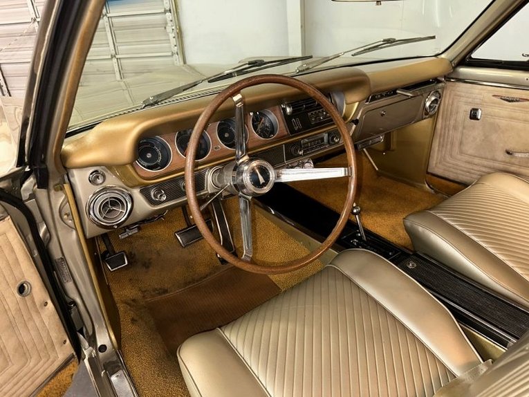 Unknown-Gto-1965-Capri-Gold-Gold-15