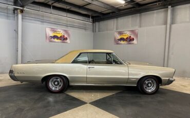 Unknown-Gto-1965-Capri-Gold-Gold-29