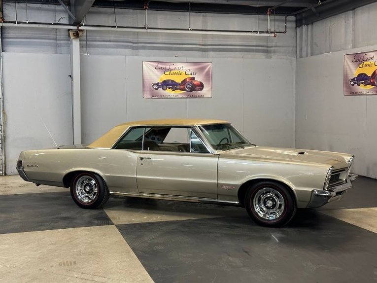 Unknown-Gto-1965-Capri-Gold-Gold-30