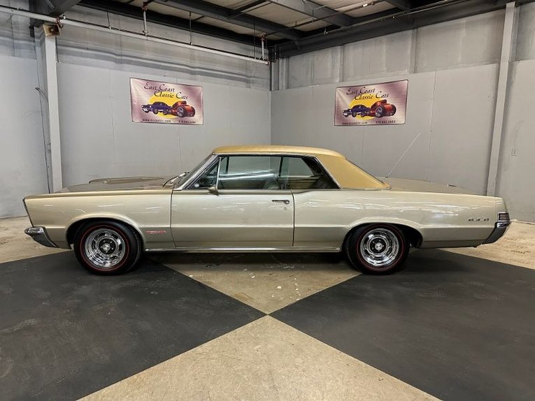 Unknown-Gto-1965-Capri-Gold-Gold