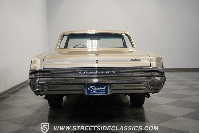 Unknown-Gto-1965-Capri-gold-Black-24