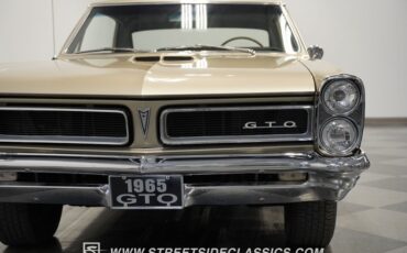 Unknown-Gto-1965-Capri-gold-Black-31