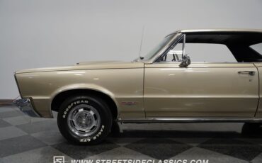 Unknown-Gto-1965-Capri-gold-Black-35