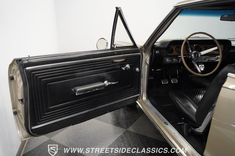 Unknown-Gto-1965-Capri-gold-Black-41