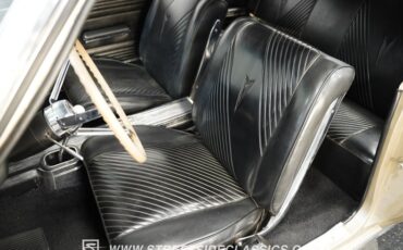 Unknown-Gto-1965-Capri-gold-Black-46