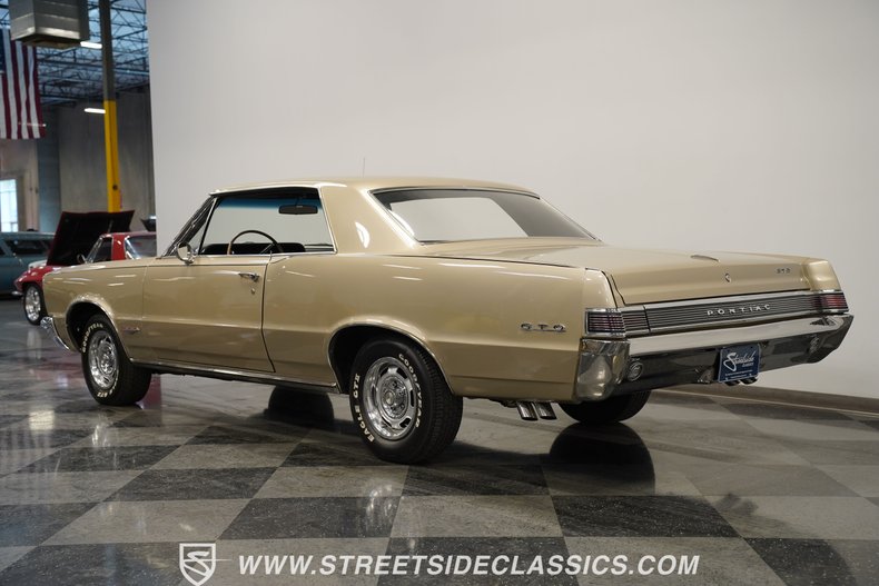 Unknown-Gto-1965-Capri-gold-Black-5