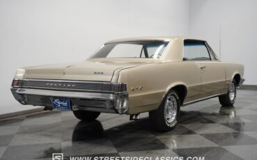 Unknown-Gto-1965-Capri-gold-Black-8