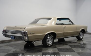 Unknown-Gto-1965-Capri-gold-Black-9