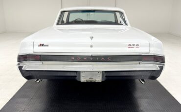 Unknown-Gto-1965-Ermine-White-Blue-12