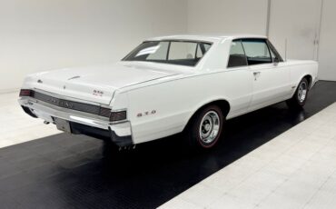 Unknown-Gto-1965-Ermine-White-Blue-13