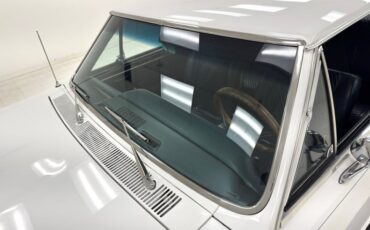 Unknown-Gto-1965-Ermine-White-Blue-21