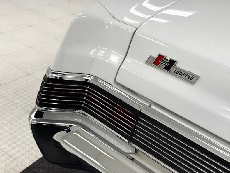 Unknown-Gto-1965-Ermine-White-Blue-26