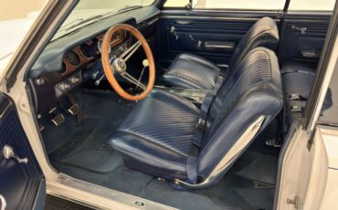 Unknown-Gto-1965-Ermine-White-Blue-38