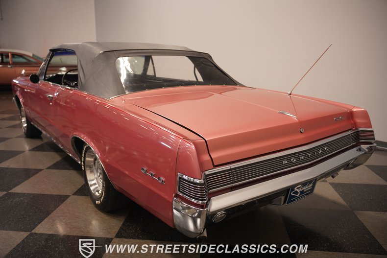 Unknown-Gto-1965-Sunfire-Red-Black-20