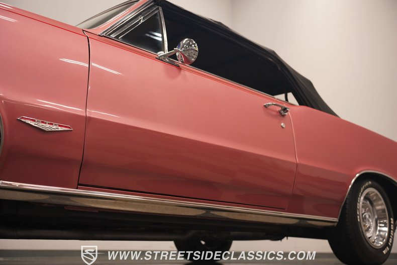 Unknown-Gto-1965-Sunfire-Red-Black-26