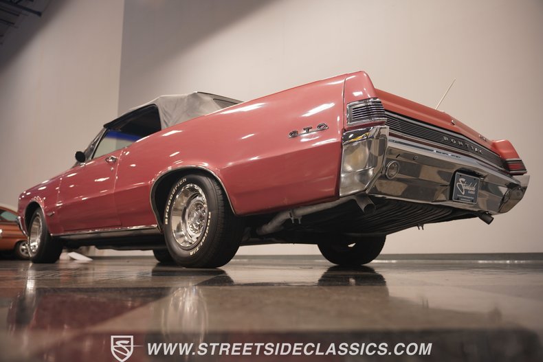Unknown-Gto-1965-Sunfire-Red-Black-29