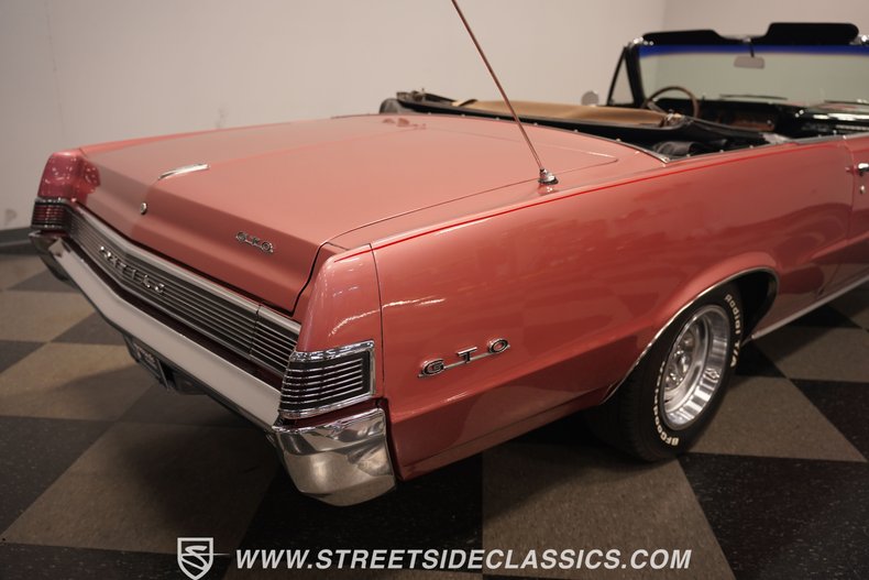Unknown-Gto-1965-Sunfire-Red-Black-31