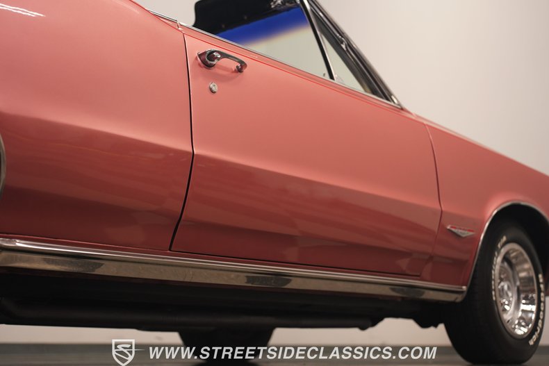 Unknown-Gto-1965-Sunfire-Red-Black-32