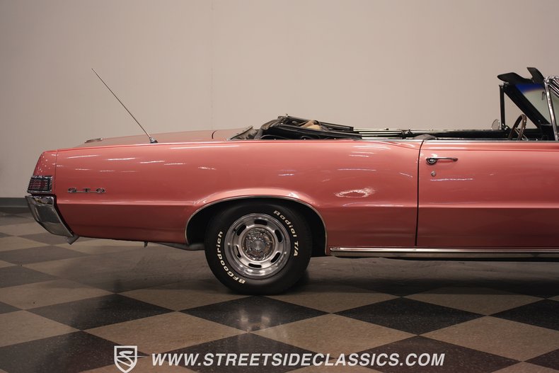 Unknown-Gto-1965-Sunfire-Red-Black-33