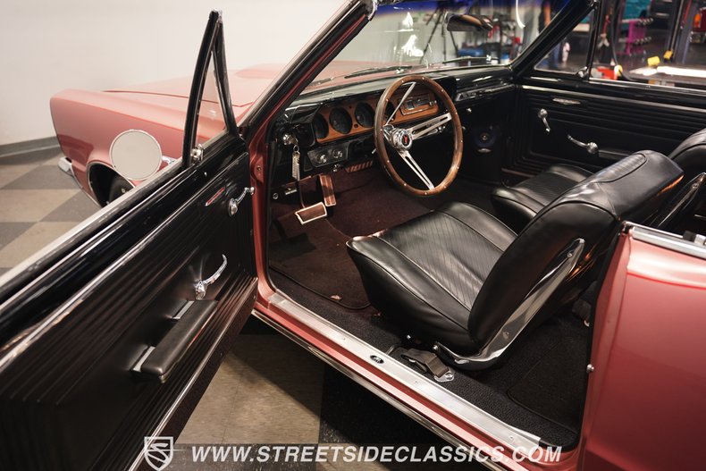 Unknown-Gto-1965-Sunfire-Red-Black-40