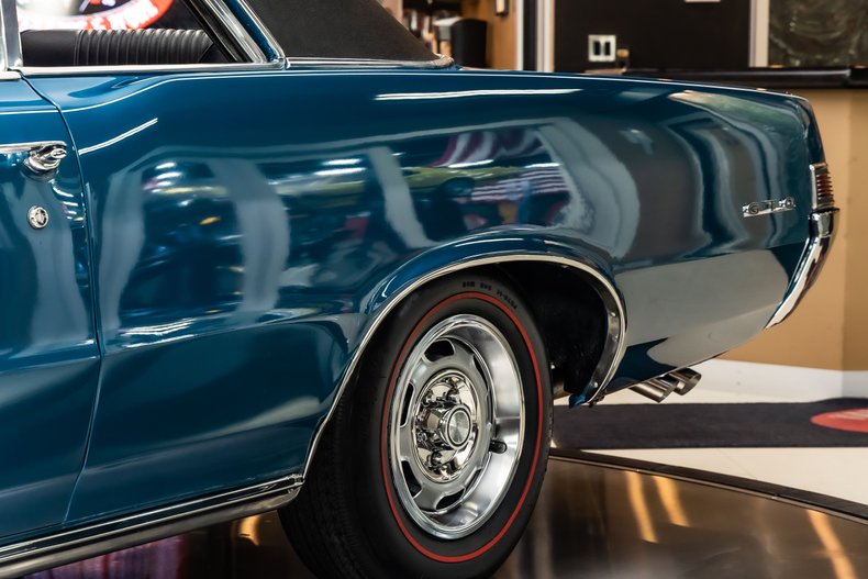 Unknown-Gto-1965-Teal-Turquoise-Black-12