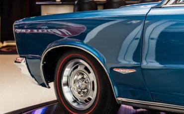 Unknown-Gto-1965-Teal-Turquoise-Black-17